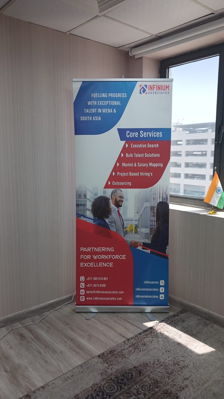 Roll Up Banner